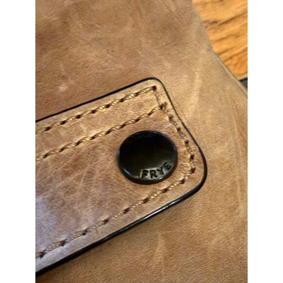 FRYE 'Melissa' Distressed Tan Leather Shoulder Bag w/Crossbody Strap - Picture 4 of 16